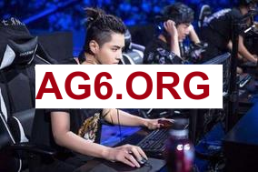 ELK希维尔下路三包一 TARZAN奇亚娜击杀ZIKA