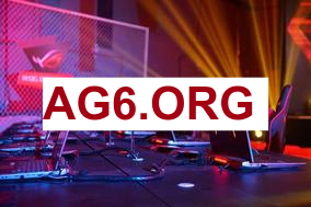 乌兹：都说一笑笑到S13，现在S16了！你在干嘛，我在干嘛！